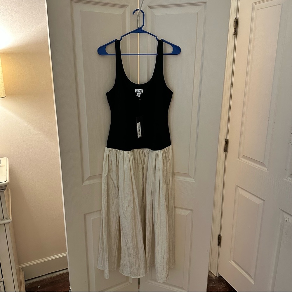 Drop Waist Black and Cream Sleeveless Dress